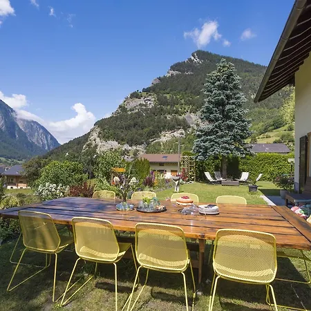 Les Rires Au Chalet Le Chable